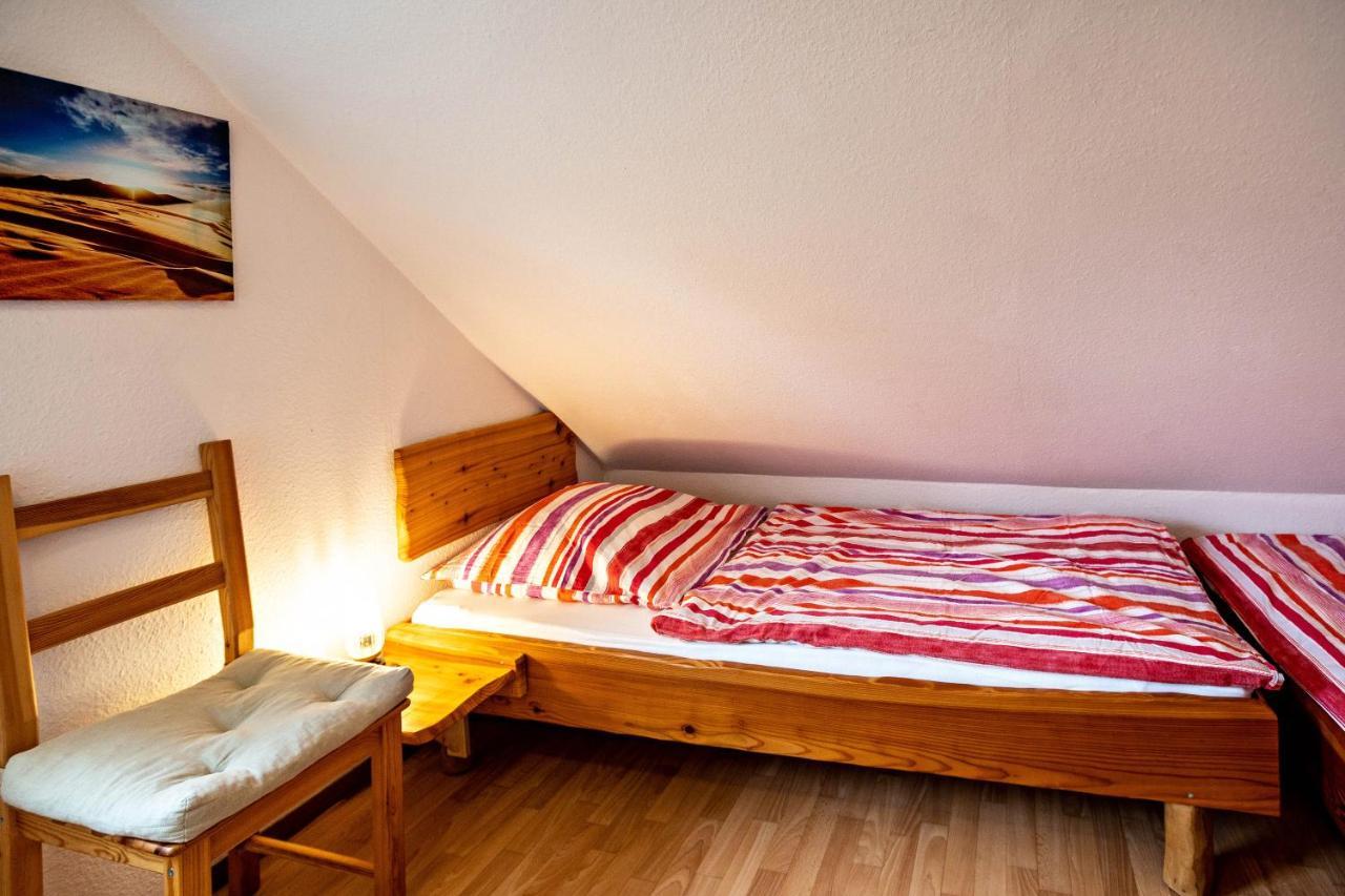 Nordsee Ferienwohnung Moewe Thunum Екстериор снимка